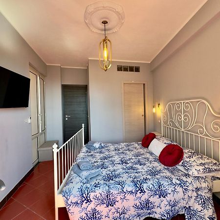 Taormina'S Sun Bed and Breakfast Exteriör bild
