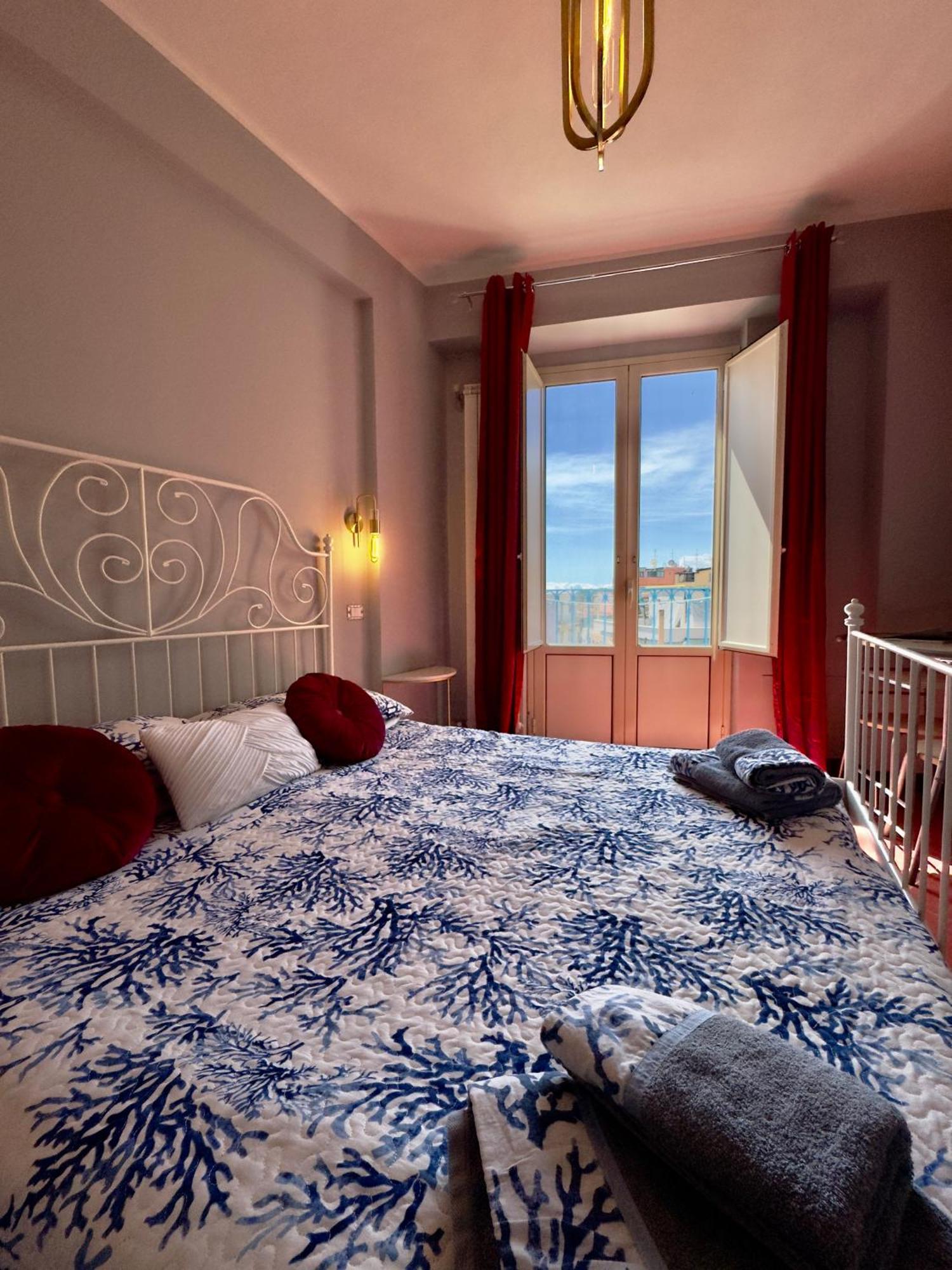 Taormina'S Sun Bed and Breakfast Exteriör bild