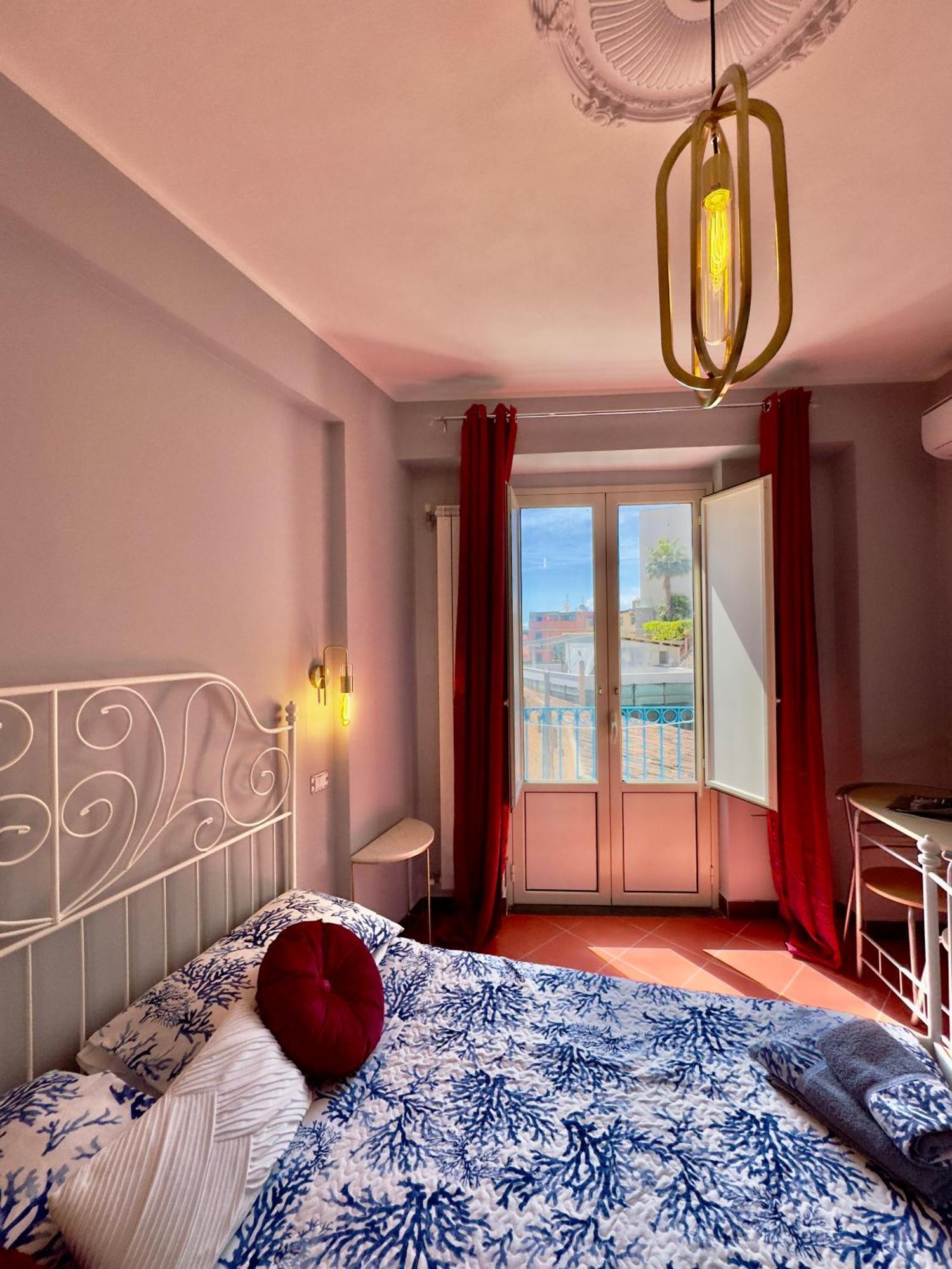 Taormina'S Sun Bed and Breakfast Exteriör bild
