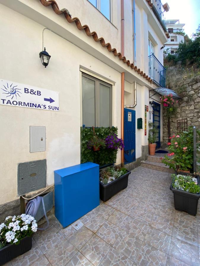 Taormina'S Sun Bed and Breakfast Exteriör bild